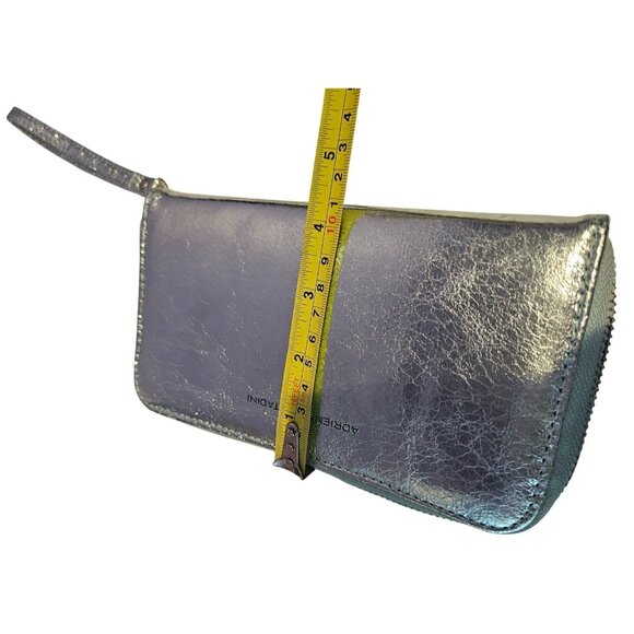 Adrienne Vittadini Studio Charging Zip Around Wallet Mint Crackled Metallic NWT - Picture 8 of 8